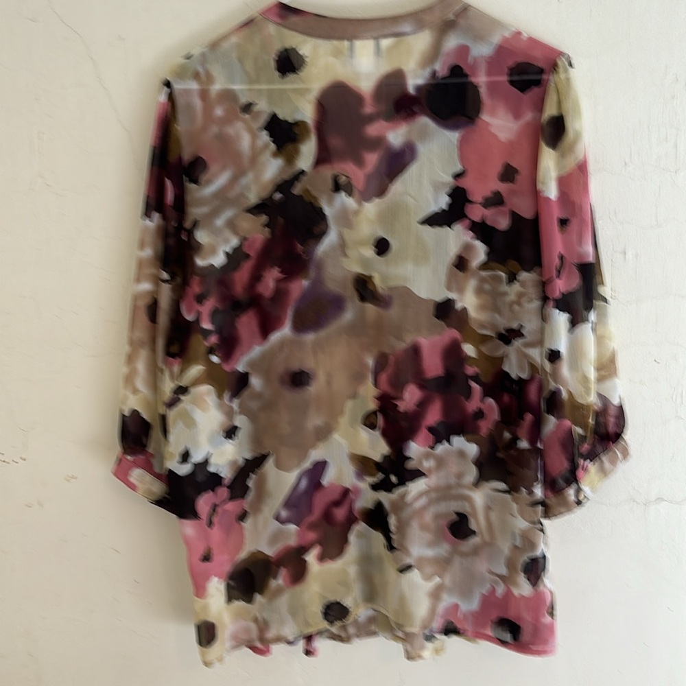 CJ Banks Sheer Blouse Long Sleeves Tan, Pink and Brown Size XL - Picture 2 of 5